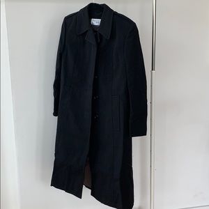 A black coat